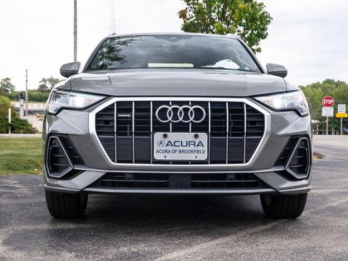 2021 Audi Q3 45 S line Premium