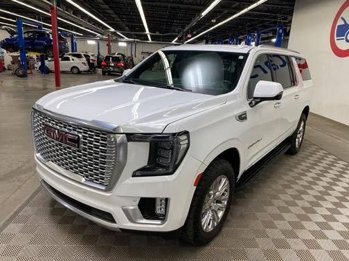 2022 GMC Yukon XL Denali
