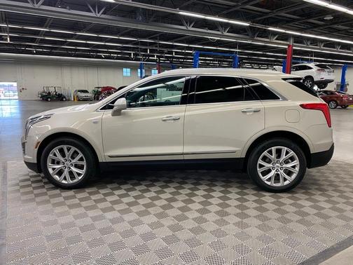 2017 Cadillac XT5 Luxury