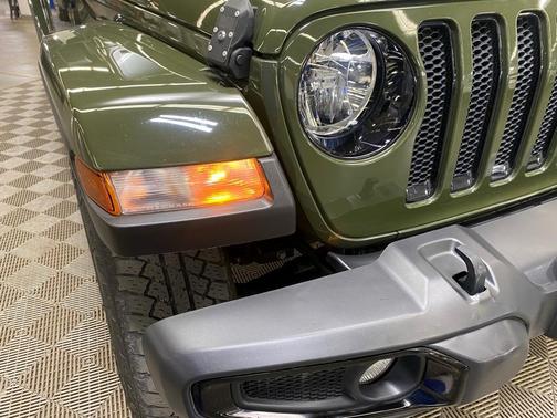 2021 Jeep Wrangler Unlimited Sahara Altitude