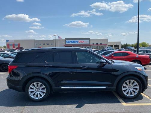 Black Metallic 2020 Ford Explorer Base