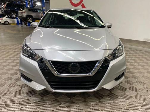 2021 Nissan Versa 1.6 SV