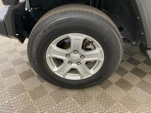 2023 Jeep Wrangler Sport