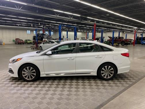 2015 Hyundai SONATA Sport