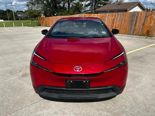 2024 Toyota Prius LE