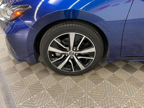 2022 Nissan Maxima SV
