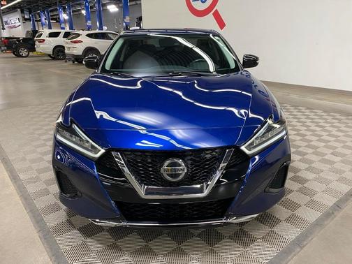 2022 Nissan Maxima SV