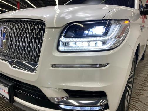 2021 Lincoln Navigator L Reserve