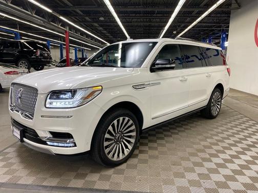 2021 Lincoln Navigator L Reserve