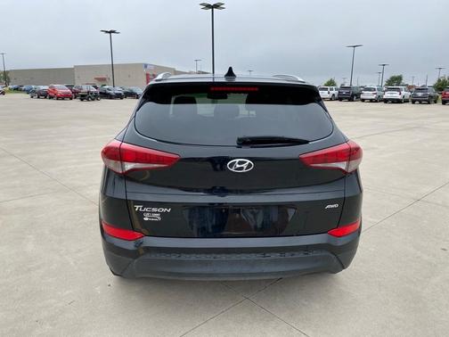2017 Hyundai TUCSON SE Plus