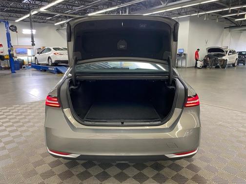 2024 BMW 530 i