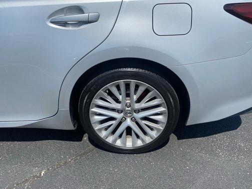 Silver 2016 Lexus ES 350 Base