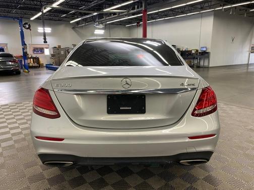 2019 Mercedes-Benz E-Class E 300