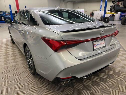 2019 Toyota Avalon 