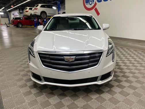 2018 Cadillac XTS Premium Luxury