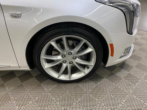 2018 Cadillac XTS Premium Luxury