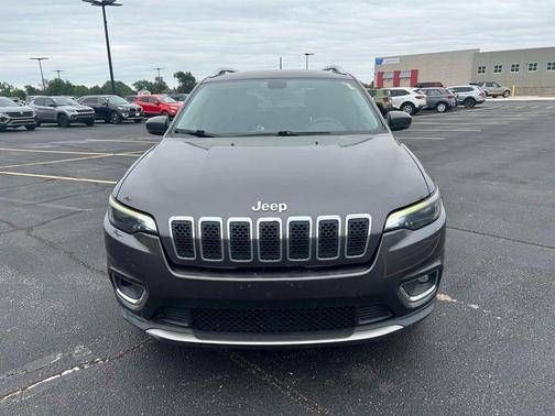Granite Crystal Clearcoat Metallic 2019 Jeep Cherokee Limited
