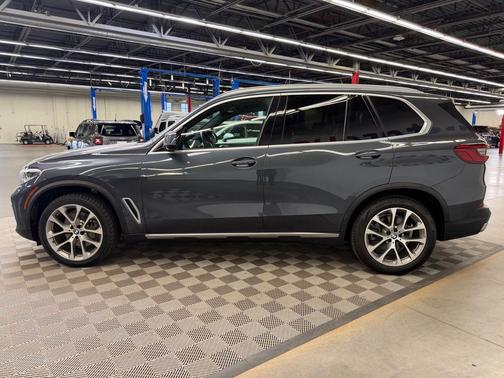 Arctic Gray Metallic 2019 BMW X5 xDrive40i