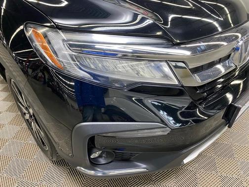 2020 Honda Pilot Touring 8-Passenger
