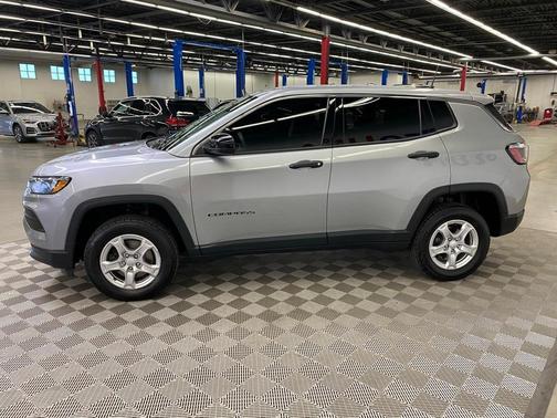 2022 Jeep Compass Sport