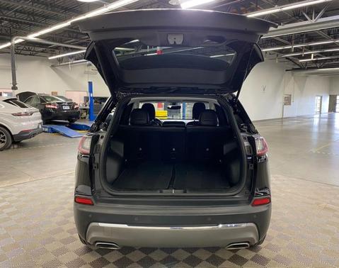 Diamond Black 2019 Jeep Cherokee Limited