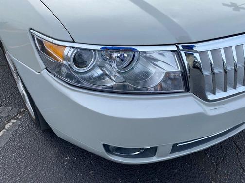 2007 Lincoln MKZ Base