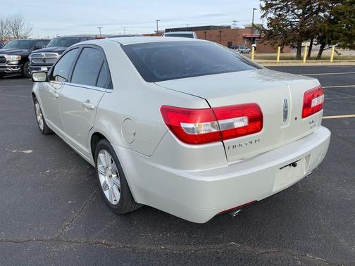 2007 Lincoln MKZ Base