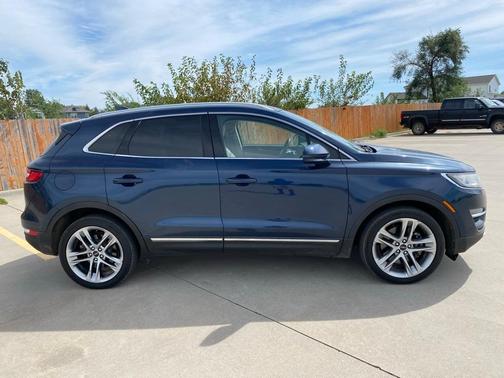 2017 Lincoln MKC Reserve