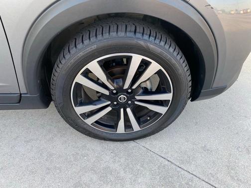 2019 Nissan Kicks SV
