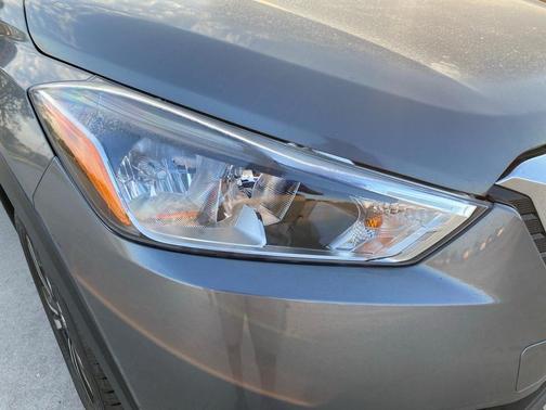 2019 Nissan Kicks SV