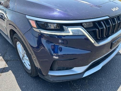 Deep Chroma Blue 2024 Kia Carnival LX