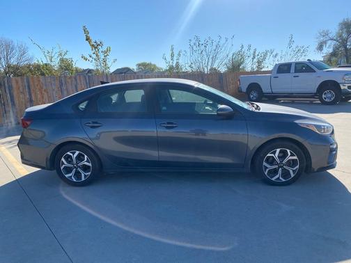 2021 Kia Forte LXS