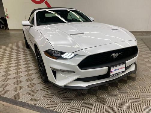 2022 Ford Mustang EcoBoost Premium