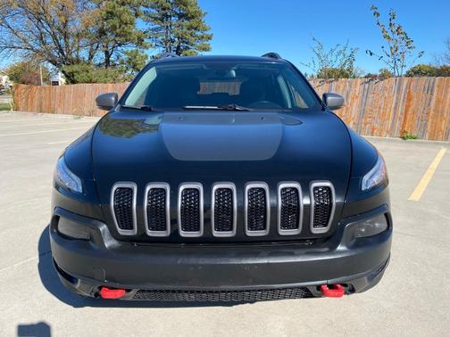 2018 Jeep Cherokee Trailhawk