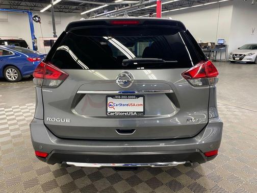 2020 Nissan Rogue SV