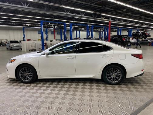 2018 Lexus ES 350 Base