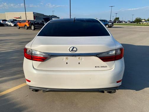 2018 Lexus ES 350 Base