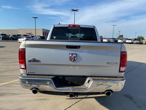 2015 RAM 1500 SLT