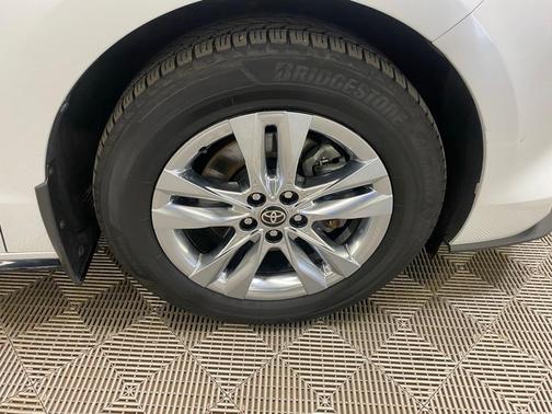 2022 Toyota Sienna Limited