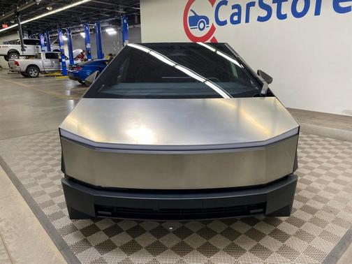 2024 Tesla Cybertruck Base