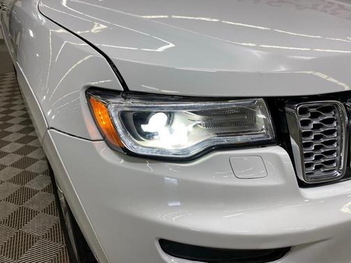 2017 Jeep Grand Cherokee Summit