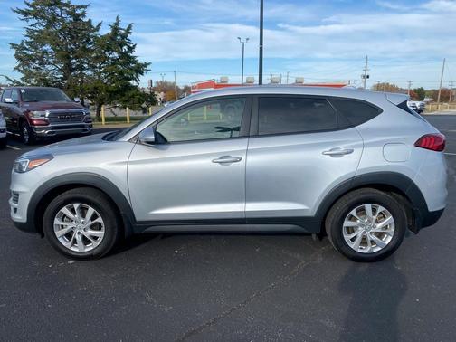 2019 Hyundai TUCSON SE