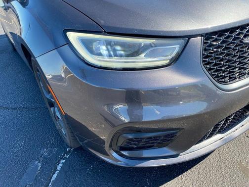 2022 Chrysler Pacifica Touring-L