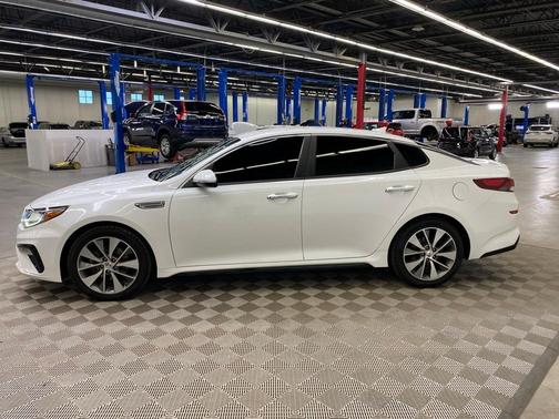 2019 Kia Optima S