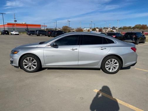 2021 Chevrolet Malibu LT