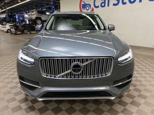 2019 Volvo XC90 T6 Inscription