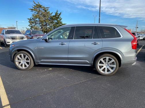 2019 Volvo XC90 T6 Inscription