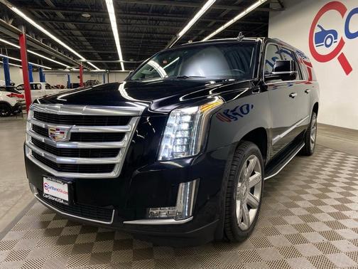 2017 Cadillac Escalade ESV Luxury