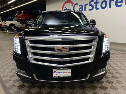 2017 Cadillac Escalade ESV Luxury