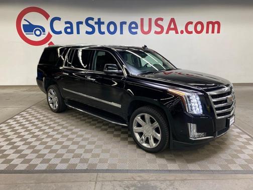 2017 Cadillac Escalade ESV Luxury